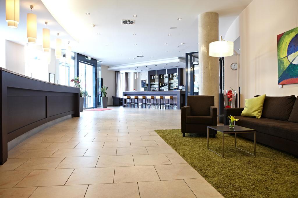 Intercityhotel Maguncia Exterior foto