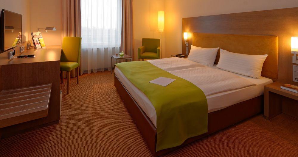 Intercityhotel Maguncia Exterior foto